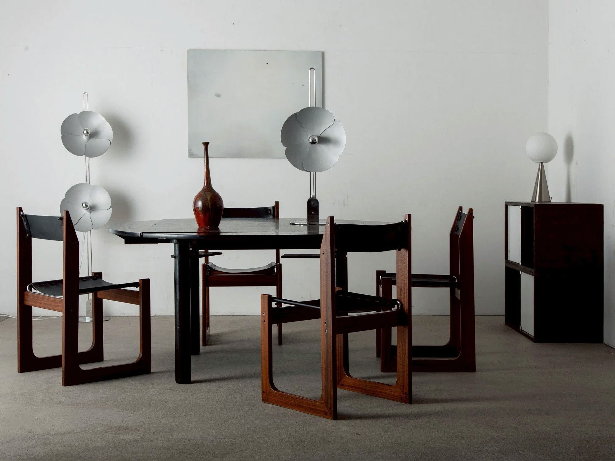 gallery stoop 2507 #002