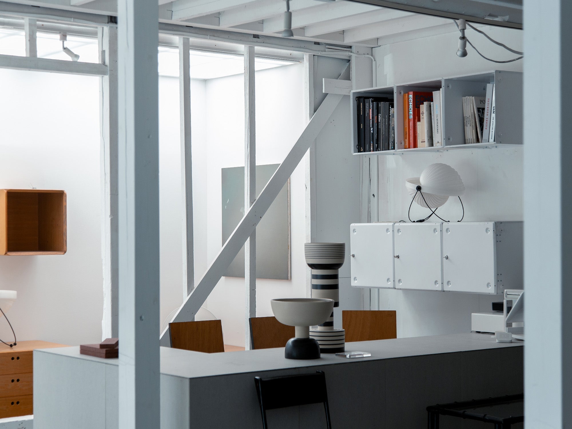 gallery stoop 2504 #002