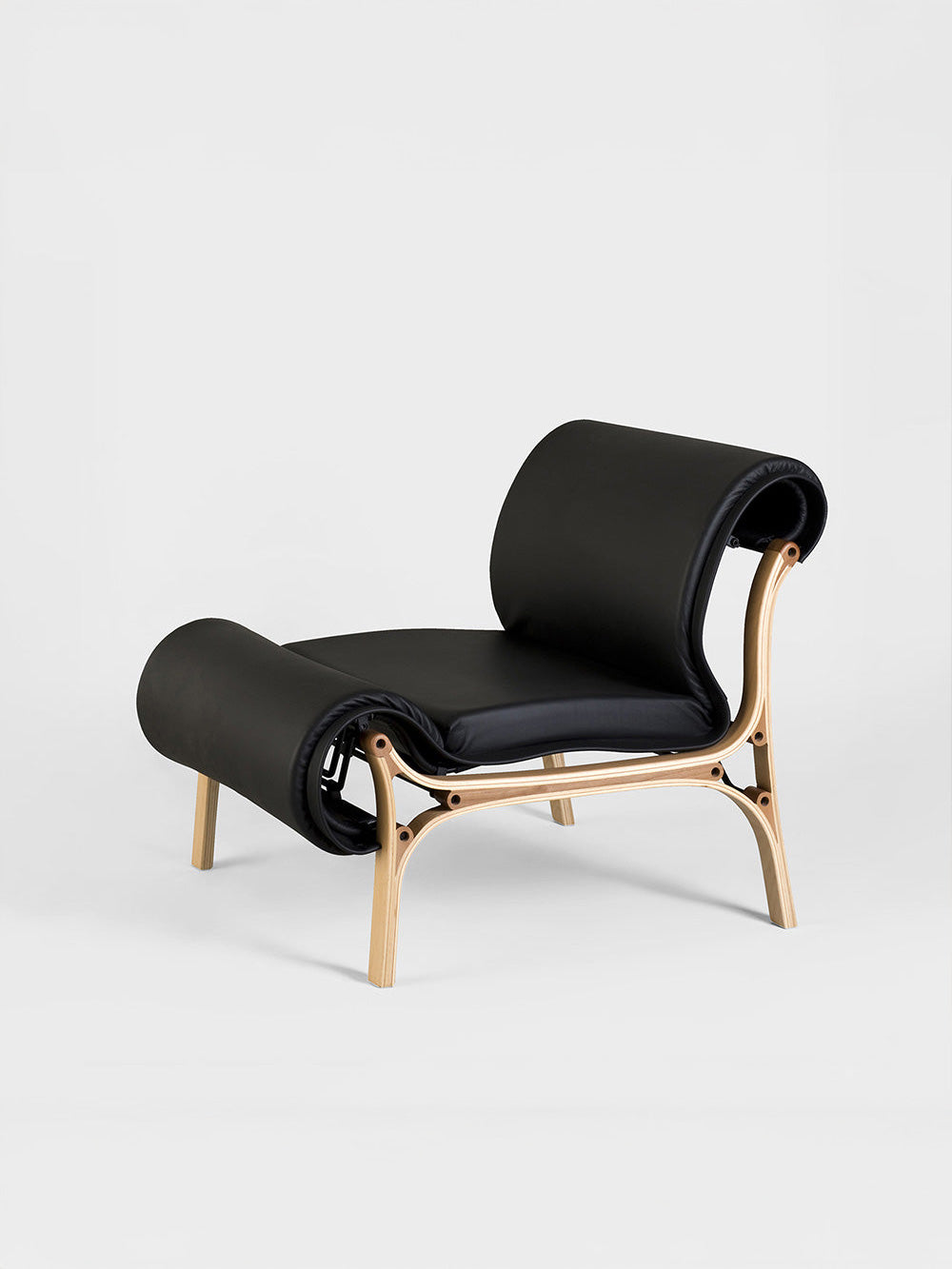CV Lounge Chair（CV ラウンジチェア） – topso