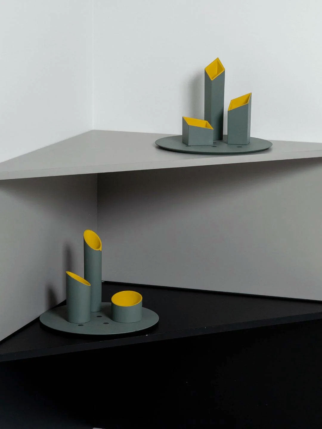 Porciones Lacquer Coffee Table by Miguel Milá for Kendo