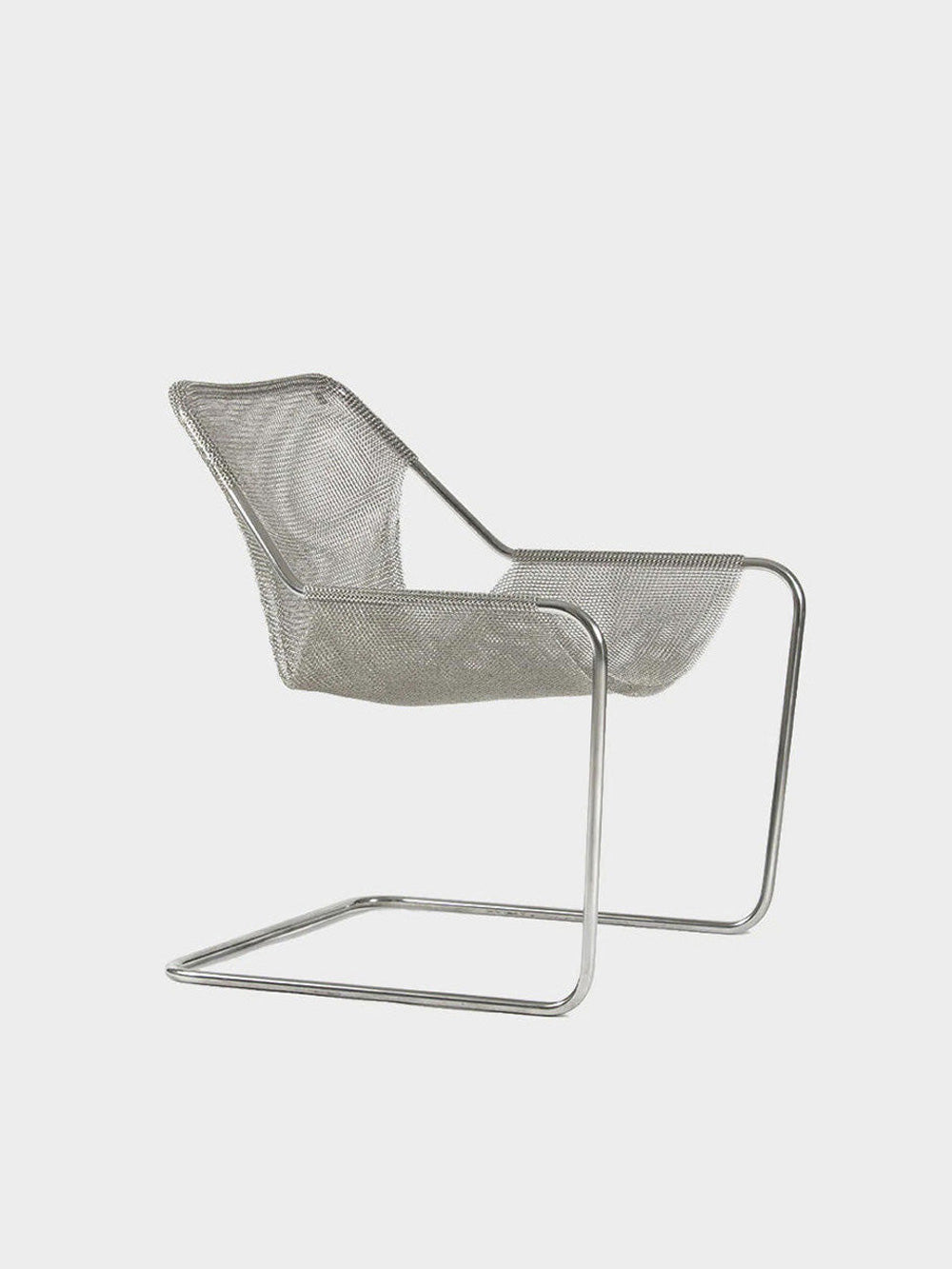Paulistano Mesh Arm Chair（パウリスターノ・メッシュアームチェア