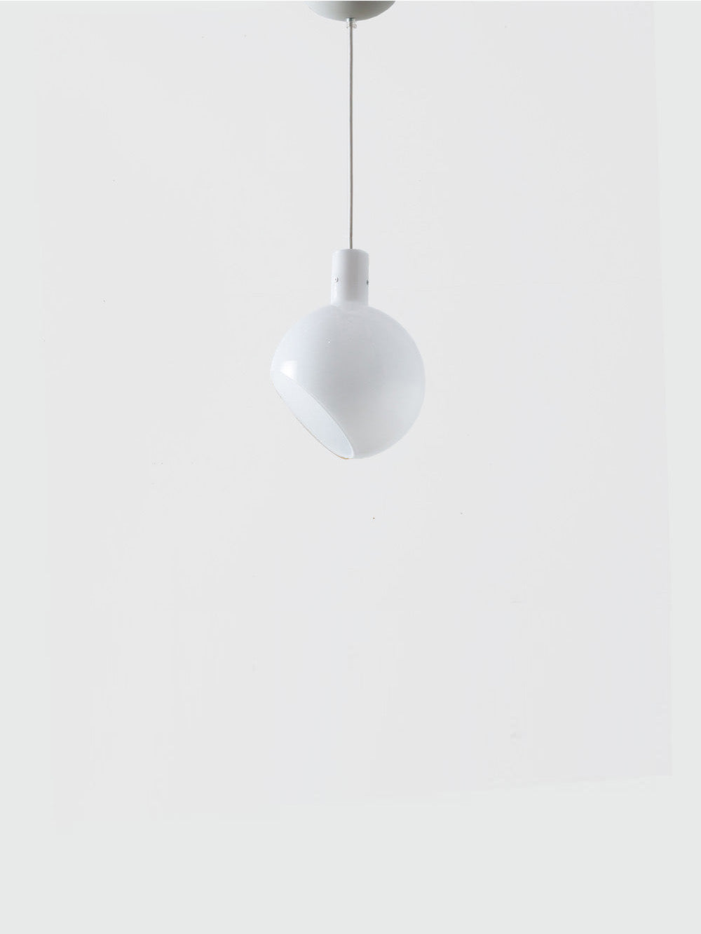 Gae Aulenti,Piero Castiglioni,ガエ・アウレンティ,ピエロ・カスティリオーニ,Fontana Arte,フォンタナアルテ,PAROLA Suspension Lamp,パローラ ペンダントランプ,topso,トプソ,デザイナーズ家具,ショールーム,清澄白河,インテリアデザイン