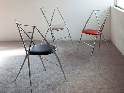 Cinderella Folding Chair（シンデレラチェア）　|　フランスと日本のアイデンティティが融合し産まれた、独創的な折りたたみ椅子。