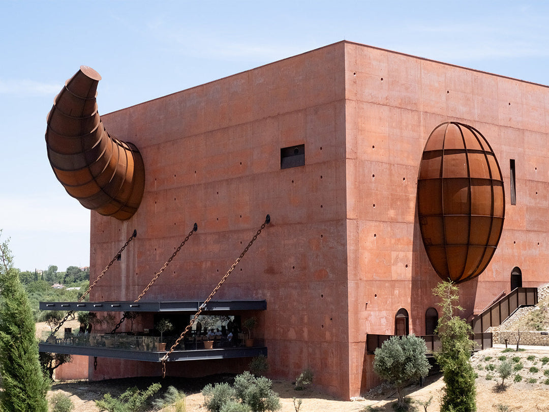La Almazara by Philippe Starck（ラ・アルマサラ｜フィリップ・スタルク）