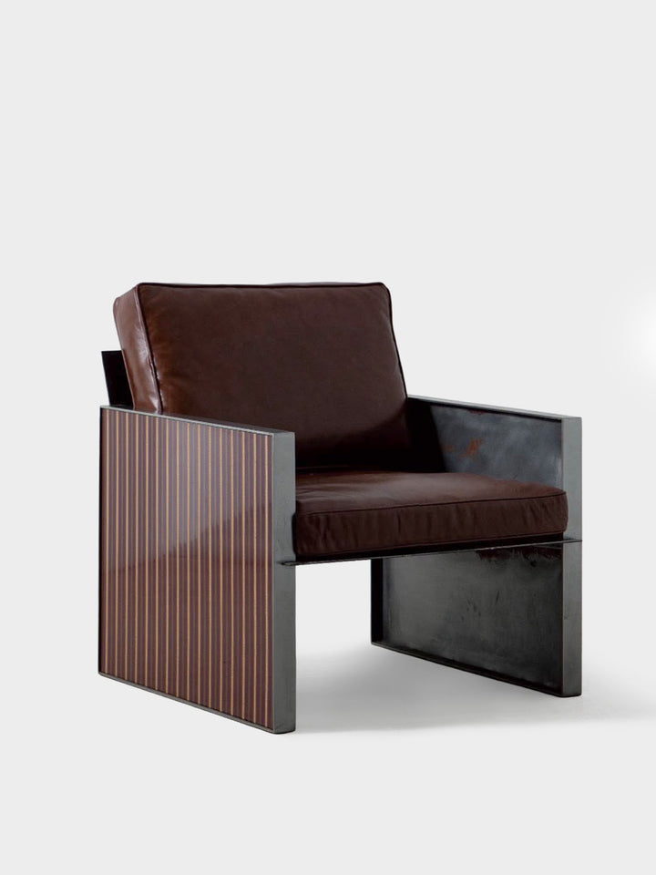 Lounge chair,chair,ラウンジチェア,チェア,pinstripe,soho house,Domhnall Nolan,Makino Arushi Design,漆,Art,アート,stoop,topso,清澄白河,Interior Design,ヴィンテージ,家具,雑貨,インテリア,店舗什器,設計,インテリアデザイン,内装,什器,店舗設計,ギャラリー,デザイナーズ家具,ショールーム