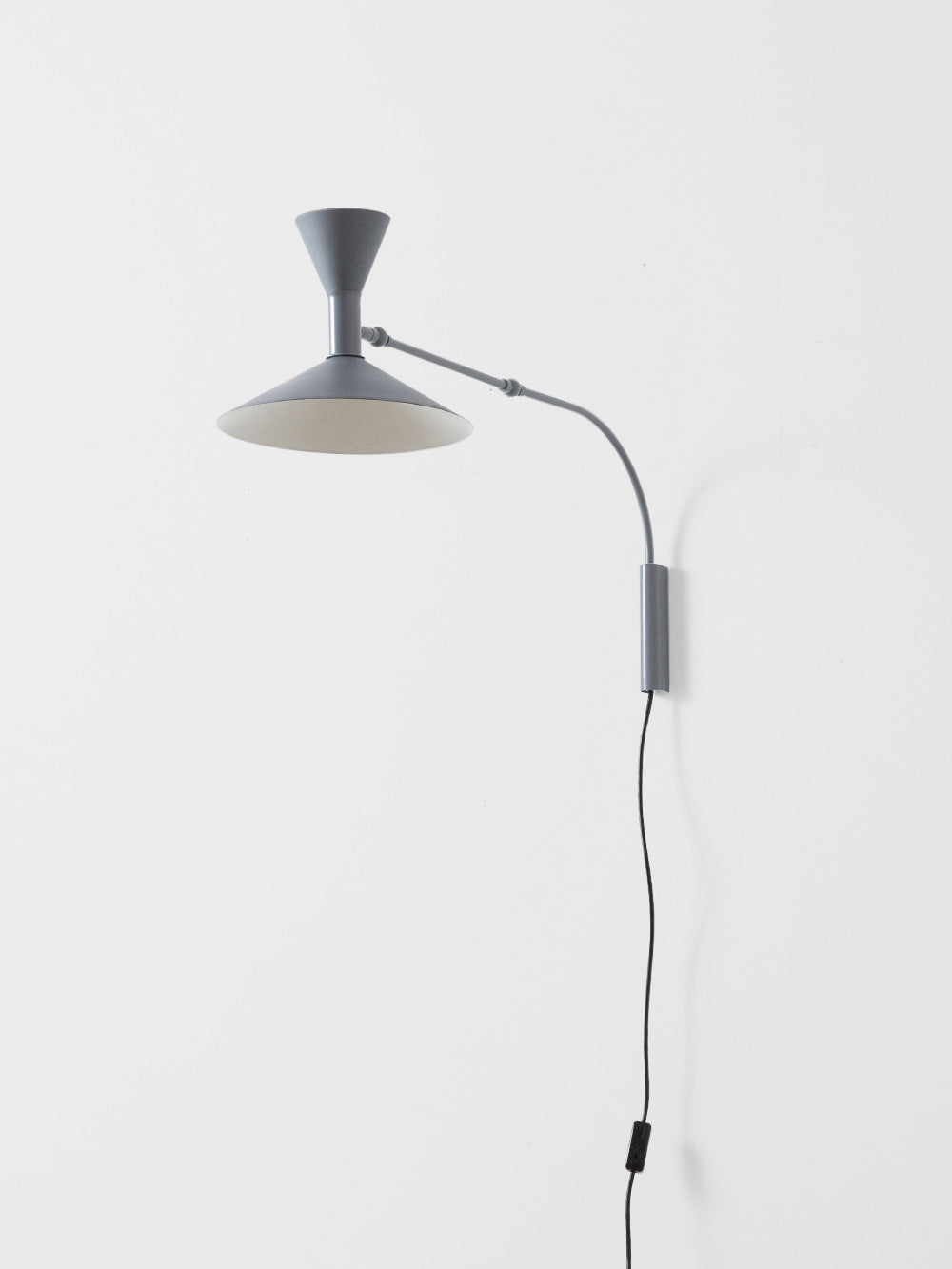 Le Corbusier,ル・コルビュジエ,NEMO,ネモ,wall lamp,ウォールランプ,Lampe De Marseille,ランプ・ドゥ・マルセイユ,topso,トプソ,デザイナーズ家具,ショールーム,清澄白河,インテリアデザイン