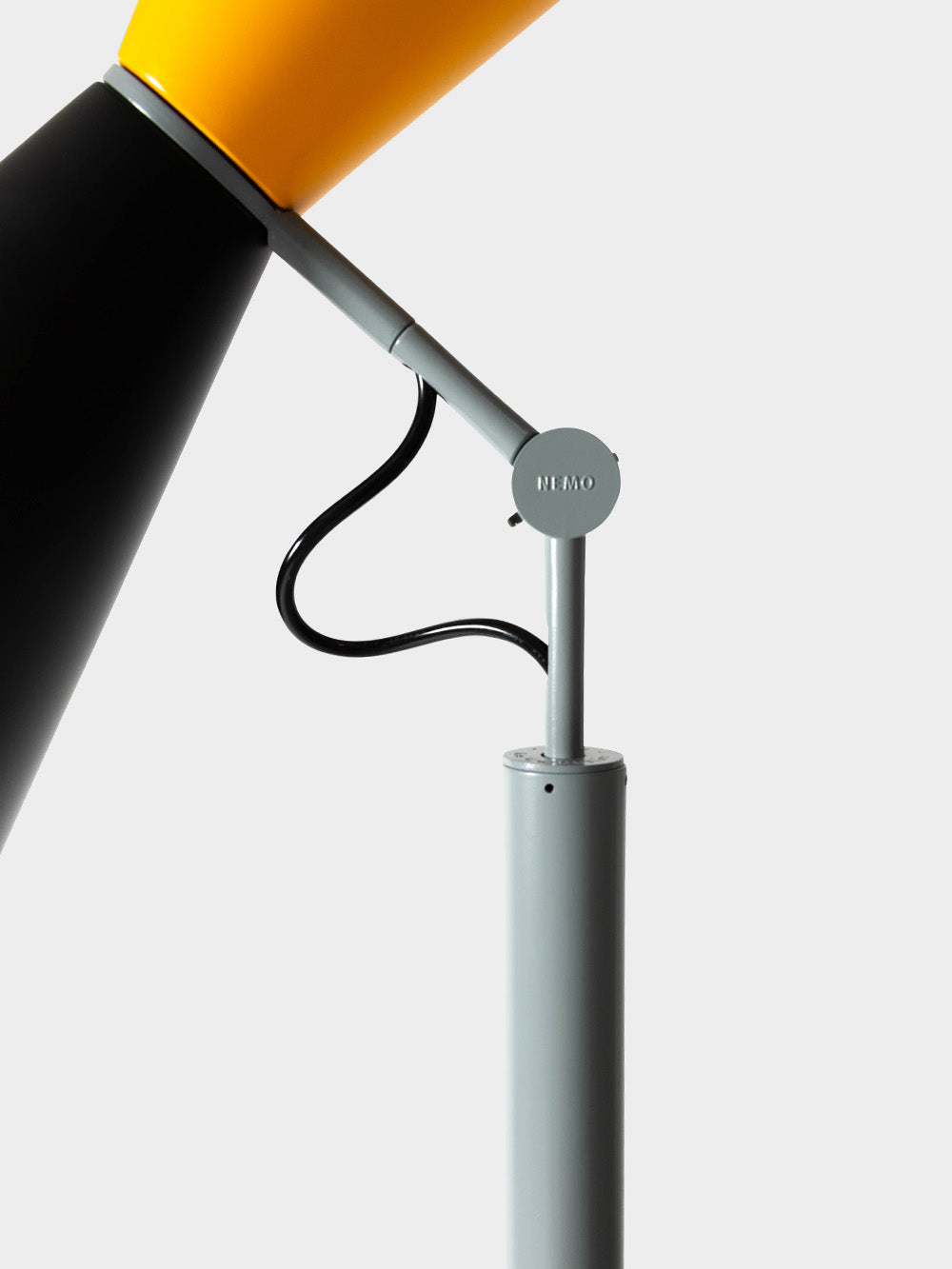 Le Corbusier,ル・コルビュジエ,NEMO,ネモ,floor lamp,フロアランプ,Parliament,パーラメント,topso,トプソ,デザイナーズ家具,ショールーム,清澄白河,インテリアデザイン