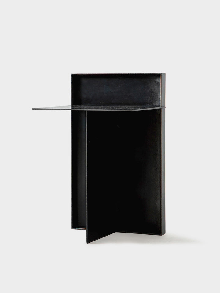pinstripe,side table,サイドテーブル,soho house,Domhnall Nolan,Makino Arushi Design,漆,Art,アート,stoop,topso,清澄白河,Interior Design,ヴィンテージ,家具,雑貨,インテリア,店舗什器,設計,インテリアデザイン,内装,什器,店舗設計,ギャラリー,デザイナーズ家具,ショールーム