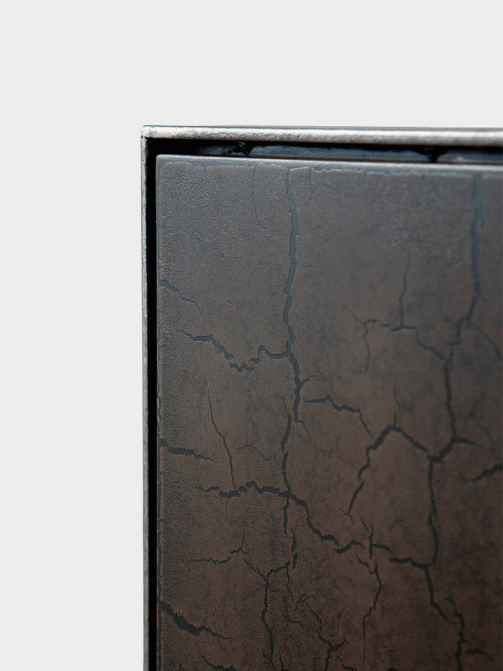 pinstripe,side table,サイドテーブル,soho house,Domhnall Nolan,Makino Arushi Design,漆,Art,アート,stoop,topso,清澄白河,Interior Design,ヴィンテージ,家具,雑貨,インテリア,店舗什器,設計,インテリアデザイン,内装,什器,店舗設計,ギャラリー,デザイナーズ家具,ショールーム