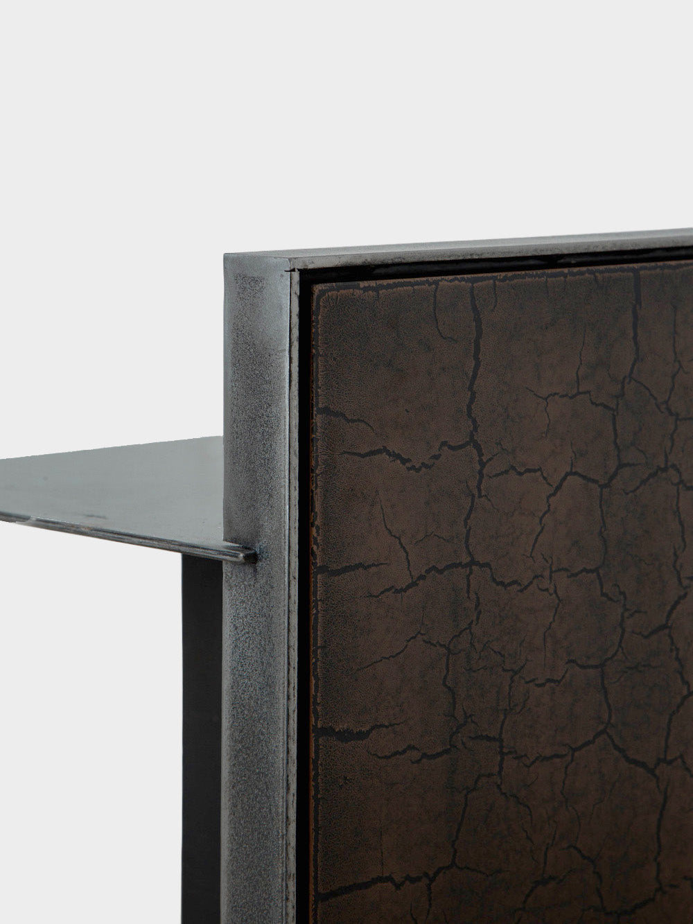 pinstripe,side table,サイドテーブル,soho house,Domhnall Nolan,Makino Arushi Design,漆,Art,アート,stoop,topso,清澄白河,Interior Design,ヴィンテージ,家具,雑貨,インテリア,店舗什器,設計,インテリアデザイン,内装,什器,店舗設計,ギャラリー,デザイナーズ家具,ショールーム