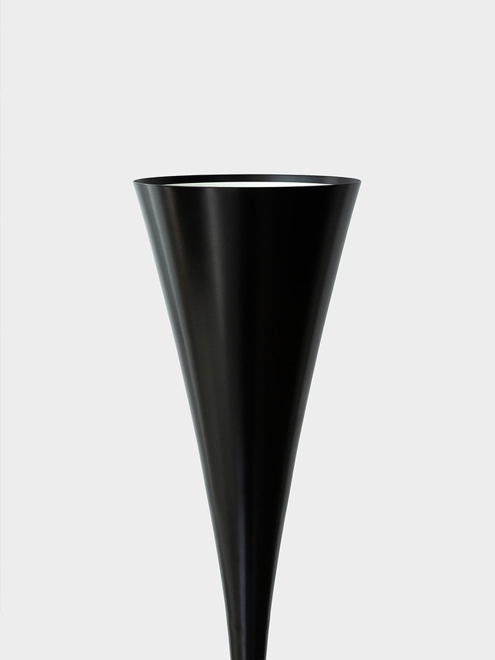 De-Lux B8,Floor Lamp,フロアランプ,Gio Ponti,ジオ・ポンティ,TATO,タト,照明,topso,トプソ,デザイナーズ家具,ショールーム,清澄白河,インテリアデザイン