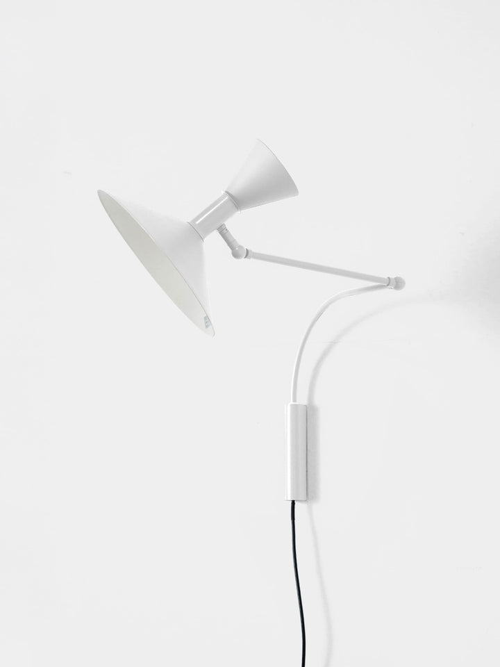 Le Corbusier,ル・コルビュジエ,NEMO,ネモ,wall lamp,ウォールランプ,Lampe De Marseille,ランプ・ドゥ・マルセイユ,topso,トプソ,デザイナーズ家具,ショールーム,清澄白河,インテリアデザイン