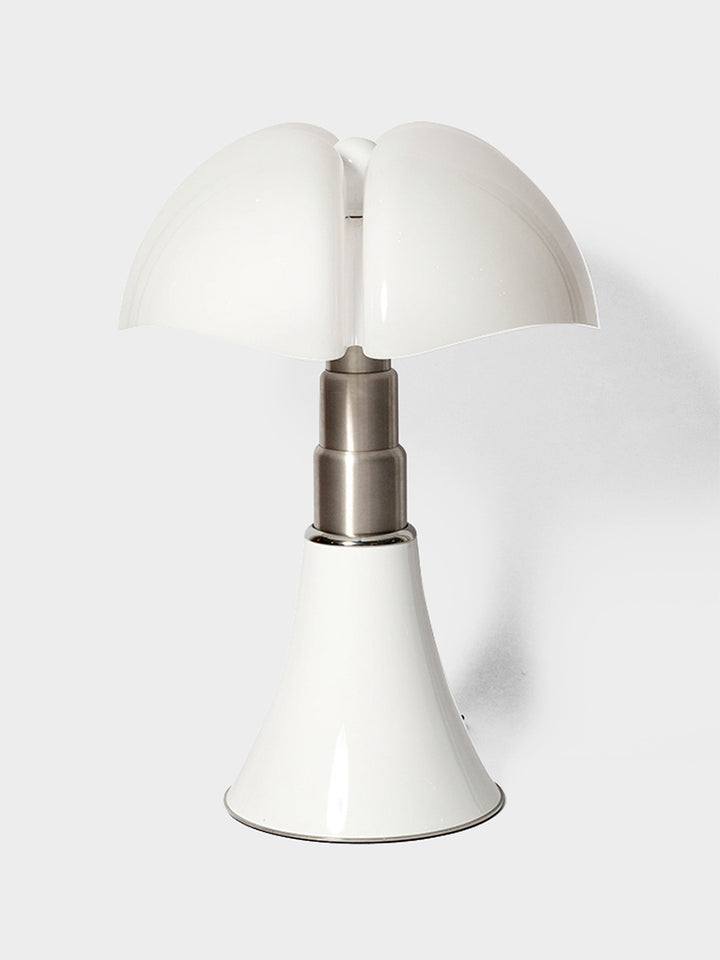 Gae Aulenti,ガエ・アウレンティ,Martinelli Luce,マルティネリルーチェ,PIPISTRELLO,table lamp, ピピステレッロ,テーブルランプ,topso,トプソ,デザイナーズ家具,ショールーム,清澄白河,インテリアデザイン