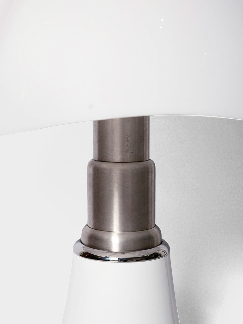 Gae Aulenti,ガエ・アウレンティ,Martinelli Luce,マルティネリルーチェ,PIPISTRELLO,table lamp, ピピステレッロ,テーブルランプ,topso,トプソ,デザイナーズ家具,ショールーム,清澄白河,インテリアデザイン