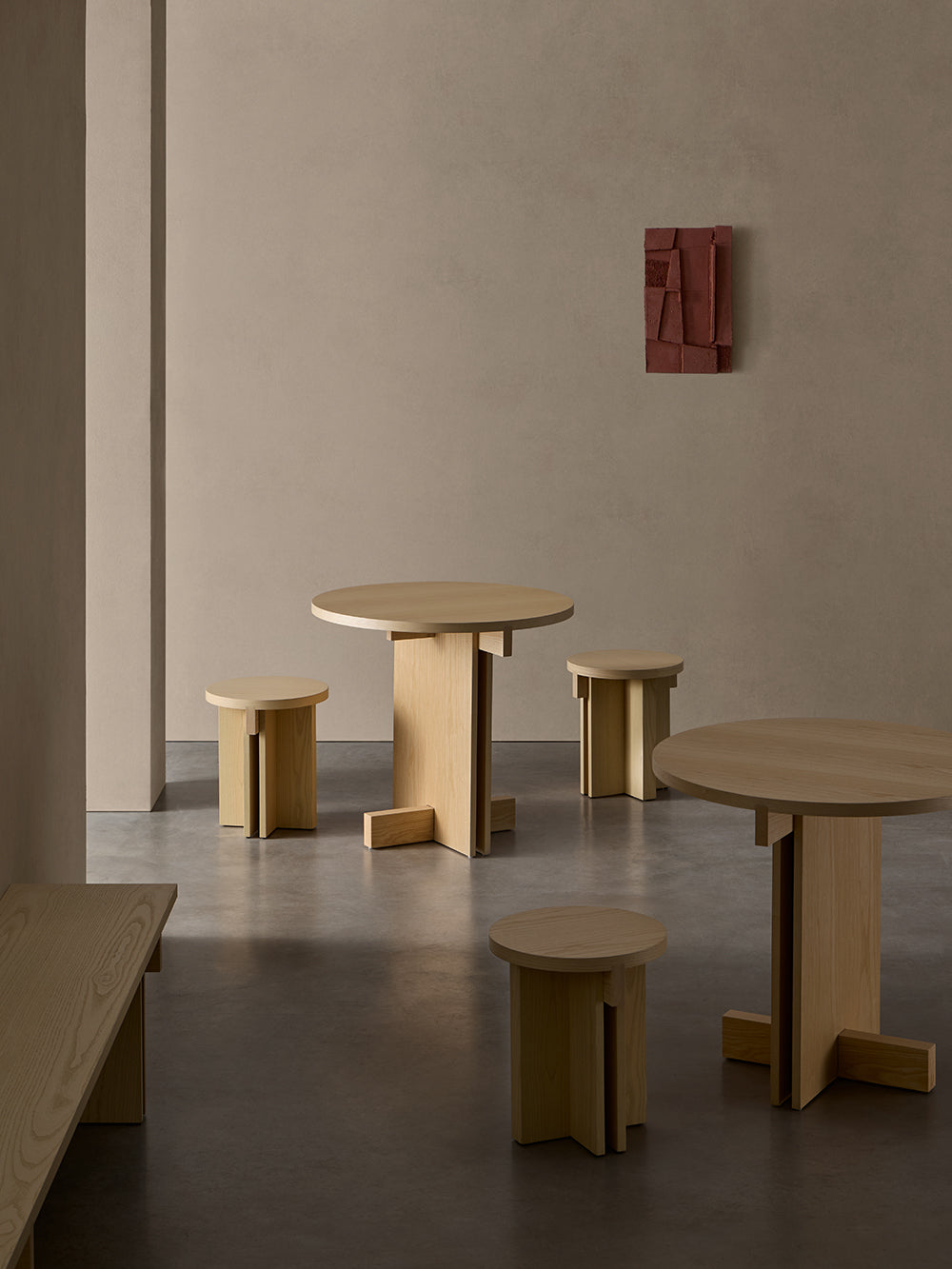 Rak Bistro Table φ80 by Francesc Rifé for Kendo