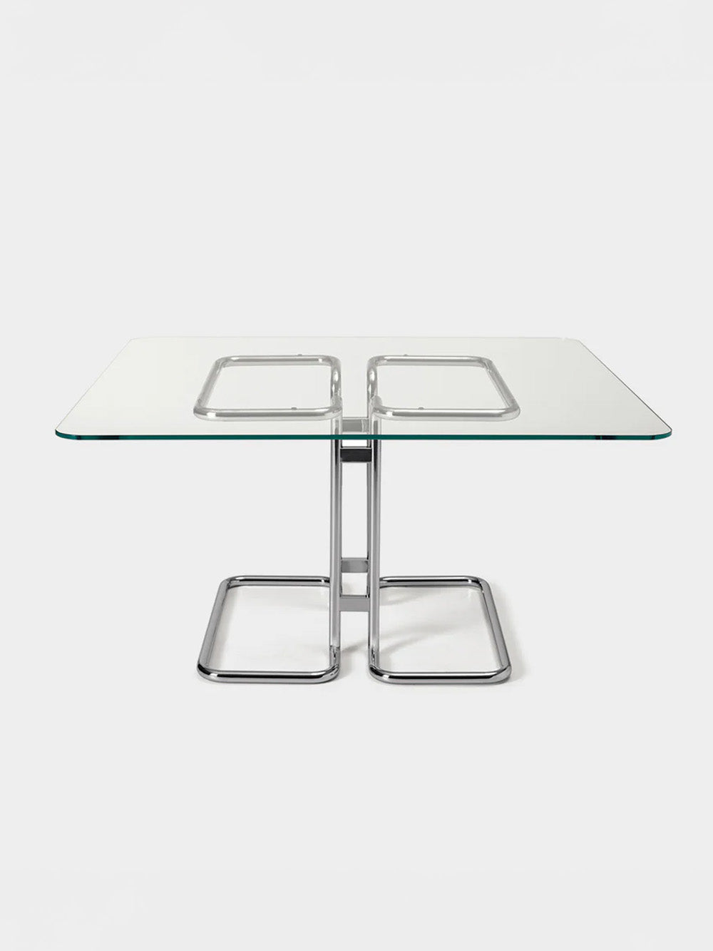 1｜4人の兄弟の絆が産んだ、イタリアを代表するインテリアブランド 4