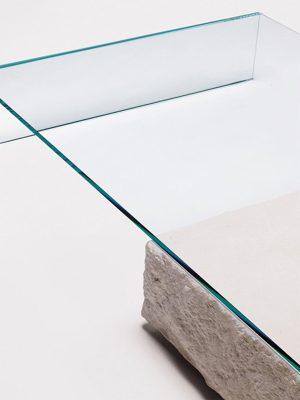 Claudio Silvestrin,クラウディオ・シルヴェストリン,GLAS ITALIA,グラスイタリア,Terraliquida,テラリクイダ,Coffee Table,コーヒーテーブル,topso,トプソ,デザイナーズ家具,ショールーム,清澄白河,インテリアデザイン