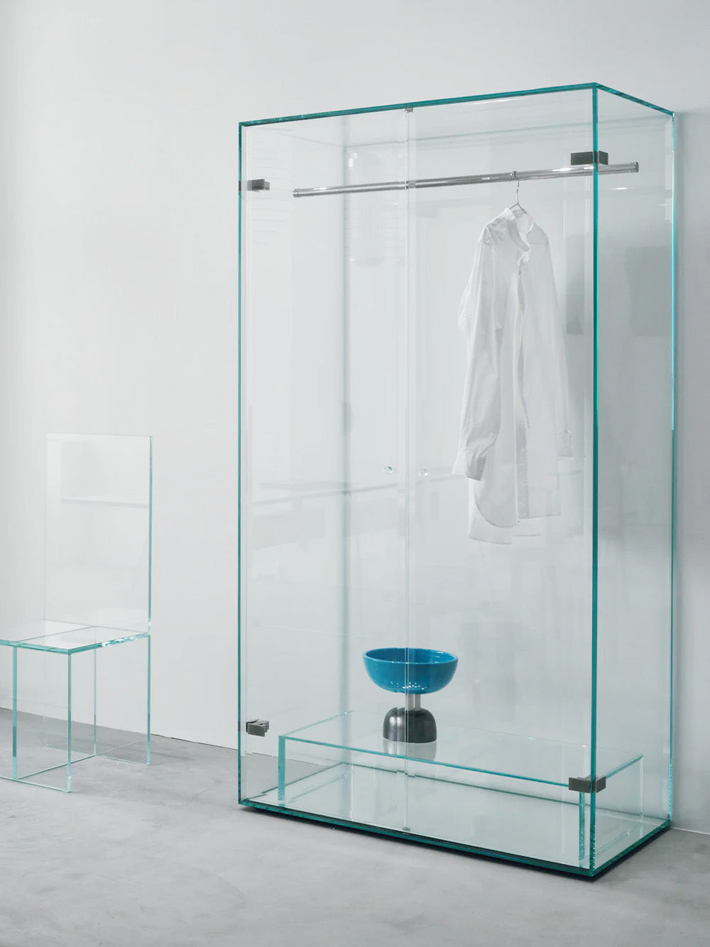 Prism Glass Wardrobe by Tokujin Yoshioka for GLAS ITALIA